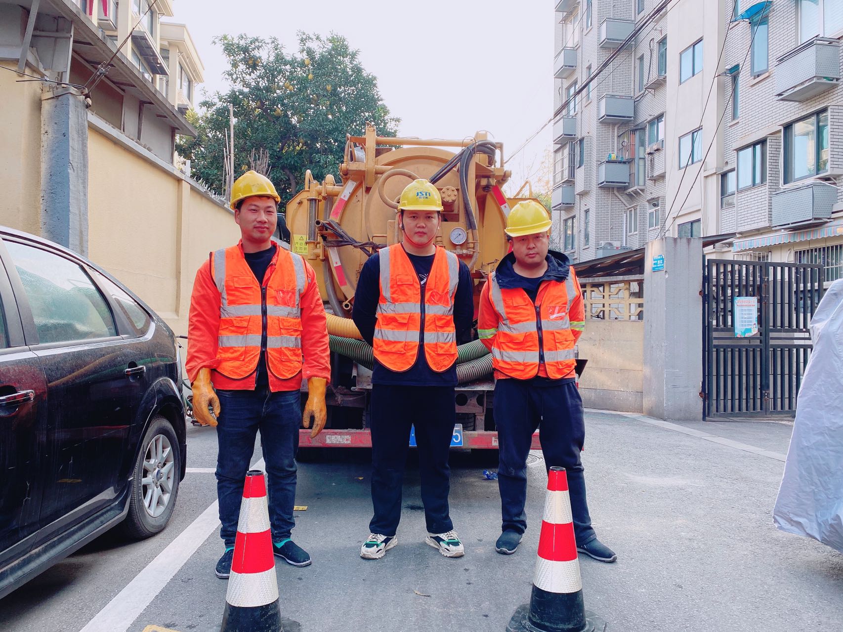 兆园南京某小区管道清淤检测施工